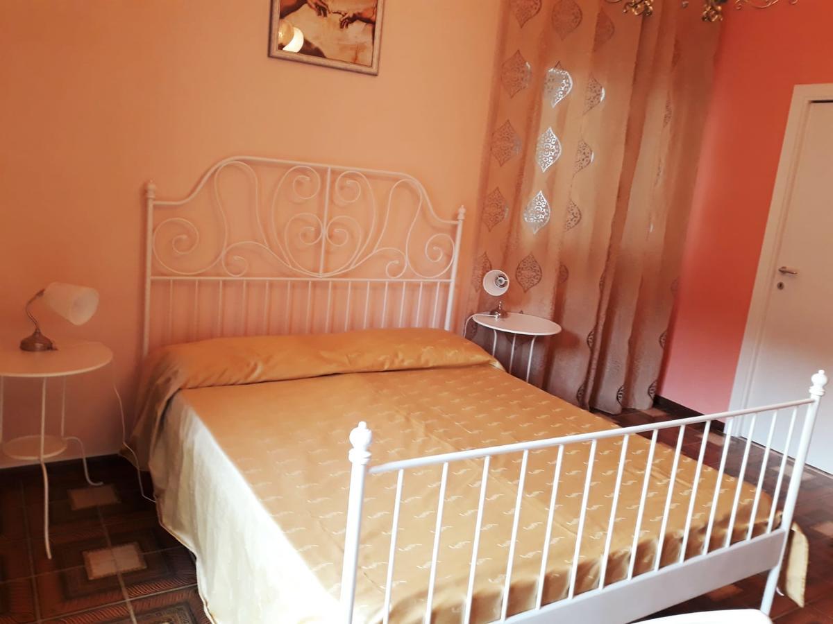 Stella Marina Bed and Breakfast Giardini-Naxos Buitenkant foto